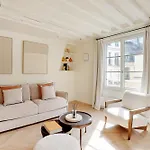 The Essence Of Paris Boho Luxury Marais Getaway!